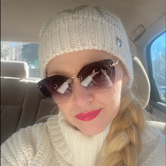 Meet your Posher, Angela - Picture 7 of 16